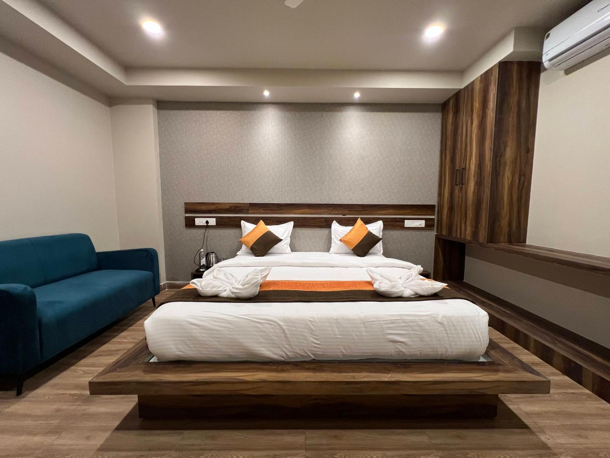 Grand Falcon Electronic City Kammasandra Luaran gambar